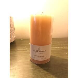 Hearth & Hand with Magnolia NWT Beeswax Blend Pillar Candle  6"x3"